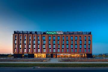 Фотографии Отель Holiday Inn Express - Rzeszow Airport г. Ясенка (Польша) №2 Фото Отель Holiday Inn Express - Rzeszow Airport г. Ясенка 2