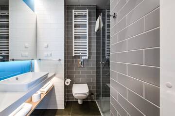 Фото номера Двухместный номер с 1 кроватью - Для некурящих Отель Holiday Inn Express - Rzeszow Airport г. Ясенка 5